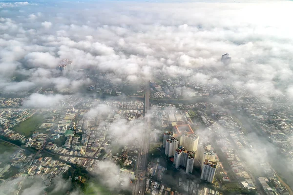 Letecký Pohled Město Saigon Dopoledních Hodinách Mlhavou Oblohou Jižním Vietnamu — Stock fotografie