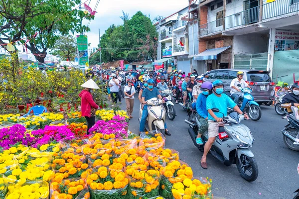 Cidade Chi Minh Vietnã Janeiro 2023 Bustle Comprar Flores Mercado — Fotografia de Stock