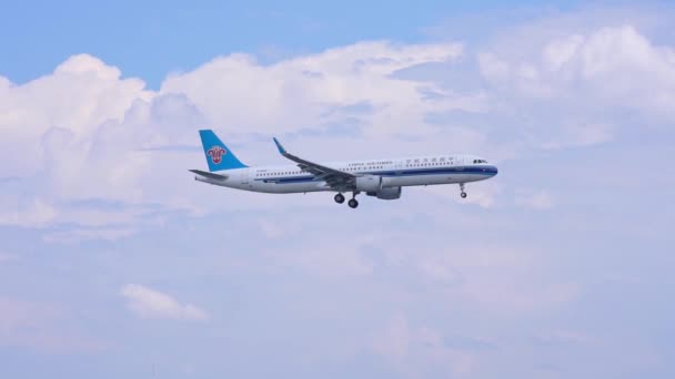 Chi Minh City Wietnam Sierpnia 2023 Samolot Pasażerski Numerze 8869 — Wideo stockowe