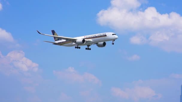 โฮจ ยดนาม งหาคม 2023 เคร องบ นโดยสารแบกหมายเลข Shc Airbus A350 — วีดีโอสต็อก