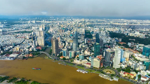 ホーチミン市 ベトナム 2023年9月27日 開発ビル エネルギーインフラを備えたホーチミン市の空中ビュー ベトナムの金融 ビジネスセンター — ストック写真