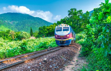 Hai Van pass, Hue, Vietnam - 14 Nisan 2024: Hai Van geçidi, Kuzey Hai Van durağı, Hue, Vietnam