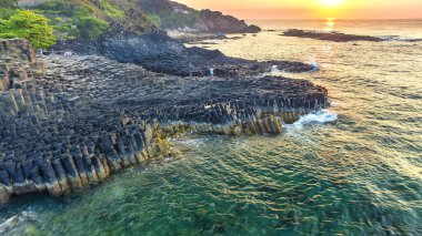 UNESCO Dünya Mirası olarak bilinen Phu Yen, Vietnam 'daki Giant Geçidi' nin Şafağı