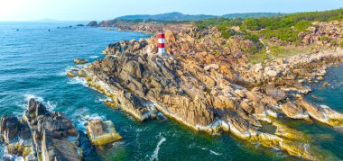 Ganh Den Deniz Feneri, Phu Yen. Burası Vietnam 'ın ünlü bir turistik mekanı.