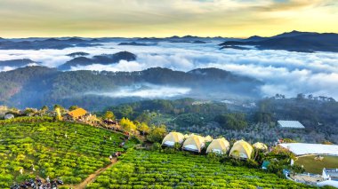 Dağların güzel manzarası