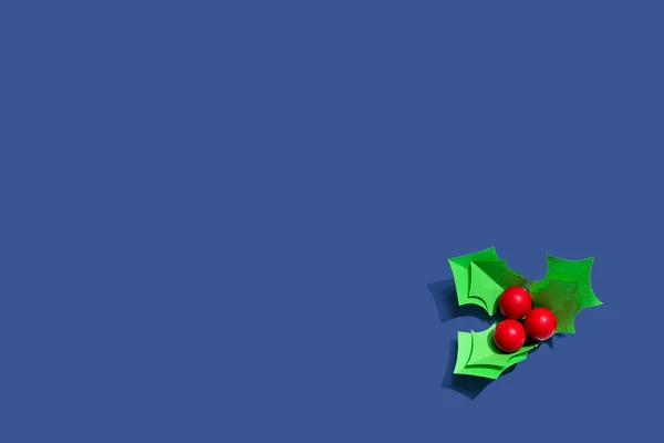 Christmas Holly Berries Paper Craft Flat Lay — Stock Photo, Image