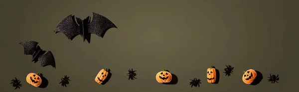 Halloween Paper Bats Small Pumpkin Ghosts Flat Lay — Stock Photo, Image