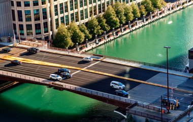 Chicago, Illinois 'de trafik açık sabah