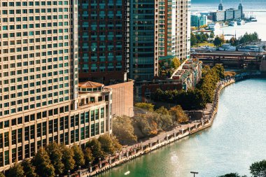 Chicago, Illinois 'deki gökdelenler aydınlık bir sabahta