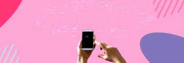 Akıllı telefon kullanan kişi ile teknoloji ekranı