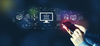 Akıllı telefon kullanan kişiyle şifreli para birimi fintech teması