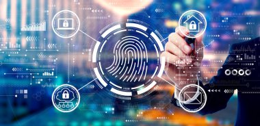 Gece şehir arka planında iş adamıyla parmak izi tarama teması