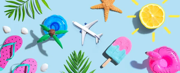 Summer Concept Airplane Popsicle Flip Flops Lemon Sunshine Flat Lay — ストック写真