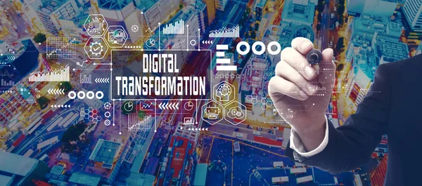 Concepto Transformación Digital Revolución Tecnológica Con Empresario Una Ciudad Por — Foto de Stock