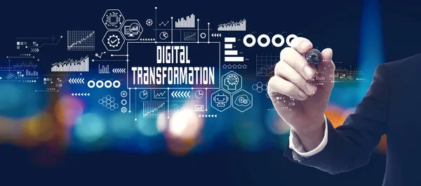 Концепція Цифрової Трансформації Технологічної Революції Бізнесменом Місті Вночі — стокове фото