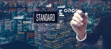 Gece bir iş adamının standart teması