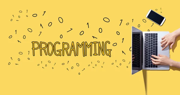 Programmering Med Person Som Arbetar Med Bärbar Dator — Stockfoto