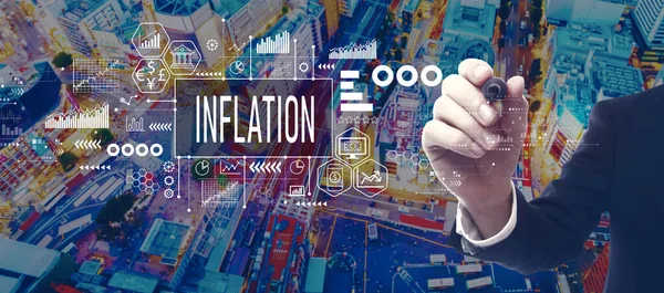 Temat Inflacji Biznesmenem Mieście Nocy — Zdjęcie stockowe