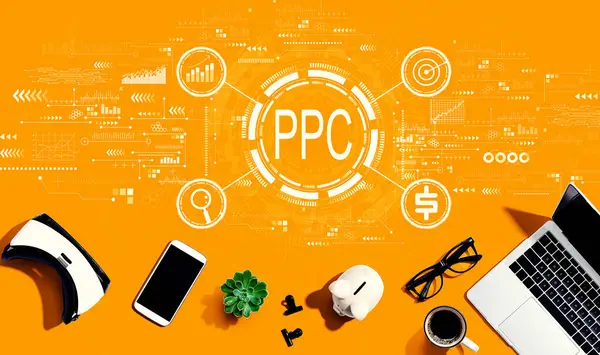Ppc Concetto Pay Click Con Gadget Elettronici Forniture Ufficio Flat — Foto Stock
