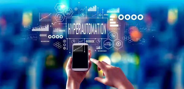 Hyperautomation Thema Met Persoon Met Behulp Van Een Smartphone Een — Stockfoto