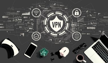 Elektronik cihazlar ve ofis malzemeleriyle VPN kavramı - düz konum