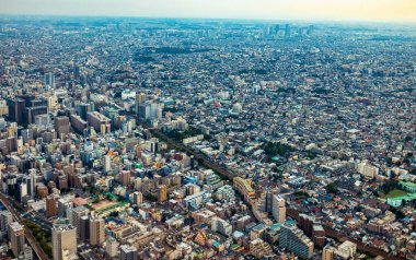 Bir helikopterden Tokyo 'nun havadan görünüşü