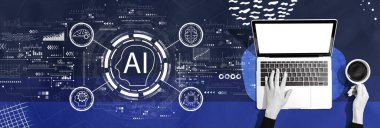 Dizüstü bilgisayar kullanan kişi ile yapay zeka kavramı
