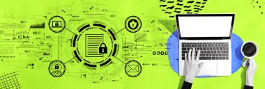 Dizüstü bilgisayar kullanan kişi ile veri koruma kavramı