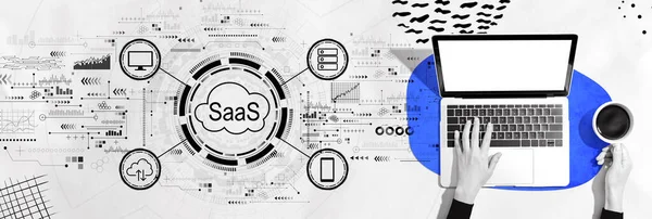 Saas 将软件作为一种服务概念 用户可以使用笔记本电脑 图库照片