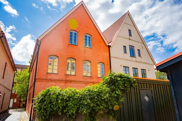 Ortaçağ ve Hansa, İsveç 'in Hjarup şehrinde Jakriborg' a ilham kaynağı oldu.