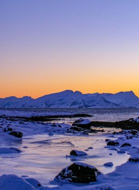Norveç, Bodo 'da kış fiyordunda gün batımı