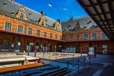 Danimarka 'nın Elsinore kentinin tren istasyonu..