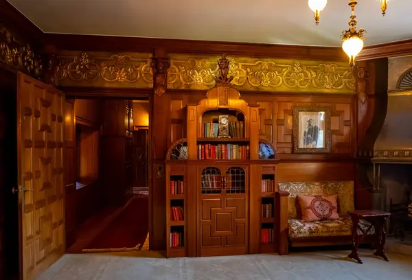 Tjoloholm Şatosu, Halland County, İsveç