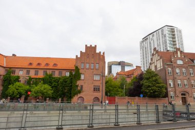 İsveç, Malmö 'deki Triangeln istasyonu ve alışveriş merkezinden görüntü
