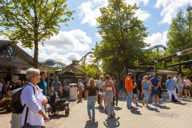 İsveç, Göteborg 'daki Liseberg eğlence parkı.