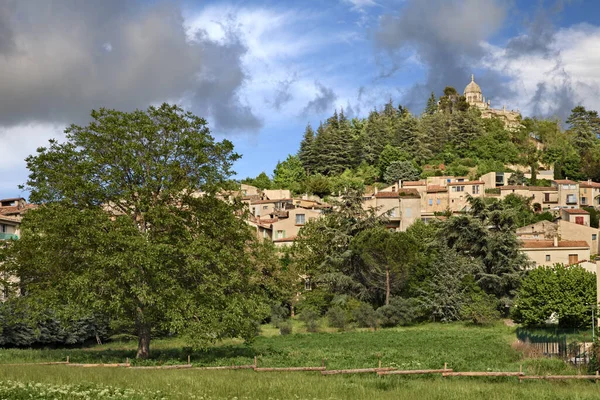 Forcalquier Provence Alpes Cote Azur フランス 丘の上に古代シタデルと村の風景 — ストック写真
