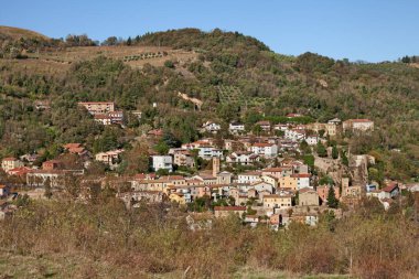 Predappio Alta, Forli Cesena, Emilia Romagna, İtalya: antik köylü tepelerin manzarası