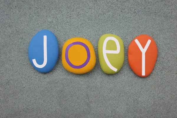 Joey Mężczyzna Imieniu Skomponowanym Ręcznie Malowanymi Wielobarwnymi Kamiennymi Literami Zielonym — Zdjęcie stockowe