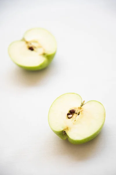 Slice Fresh Apple Green Fruit White Background Healthy Eating Nutritious — Stockfoto