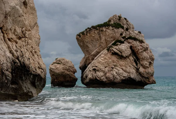 Kameny Afrodita Petra Tou Romiou Rodiště Bohyně Lásky Pobřeží Paphos — Stock fotografie