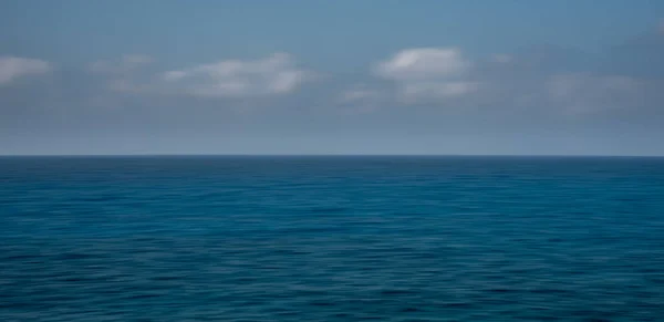 Panoramic Seascape Clouds Horizon Blurry Ocean Seascape Serene Peaceful — Stock Photo, Image