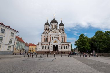 Tallinn, Estonya, 20 Temmuz 2024: Eski Tallinn başkenti Estonya 'daki Alexander Nevsky Ortodoks Katedrali.