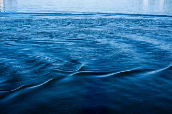 Kék Tengervíz Hullámok Napfény Felülnézet — Stock Fotó