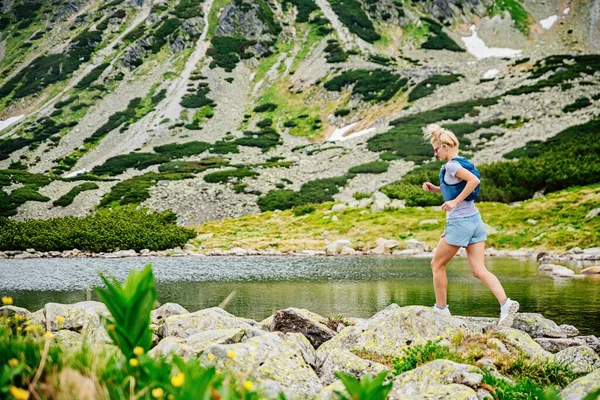 Beautiful Blond Woman Running Mountains Rocks Stones Playing Sports Polish — Stock Photo, Image