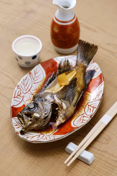Kuro Mebaru Nitsuke Вареная Коричневая Скала Японская Кухня — стоковое фото