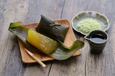 Sasamaki, bambu yapraklarına sarılmış glutinous pirinçli börekler, Japon yerel tatlısı.