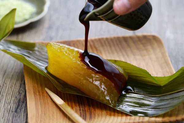 Sasamaki Albóndigas Arroz Glutinoso Envueltas Hojas Bambú Confección Local Japonesa — Foto de Stock