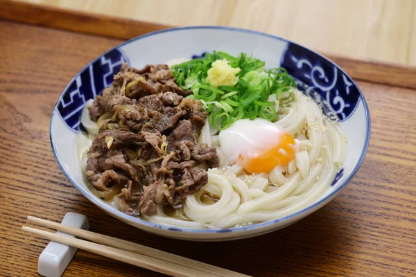 Sanuki Udon Con Carne Res Huevo Cocido Plato Fideos Japoneses —  Fotos de Stock