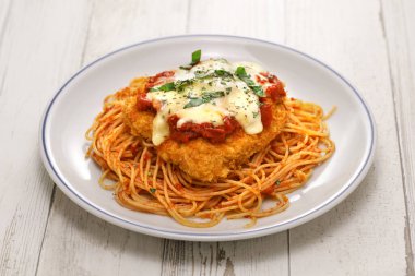 Parmesanlı tavuk, Amerikan mutfağı.