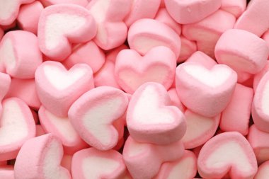 Kalp şeklinde şekerlemeler. Sevgililer günün kutlu olsun..